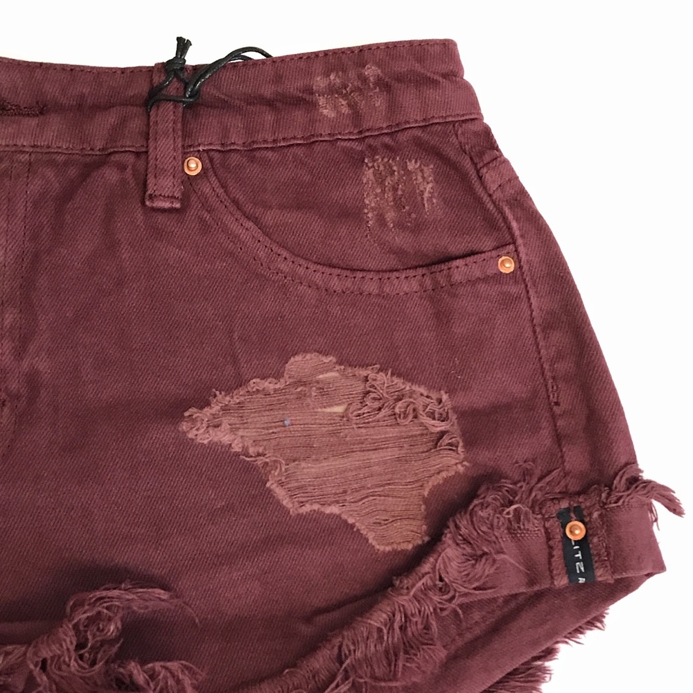 🆕Amaranthine Frayed Shorts